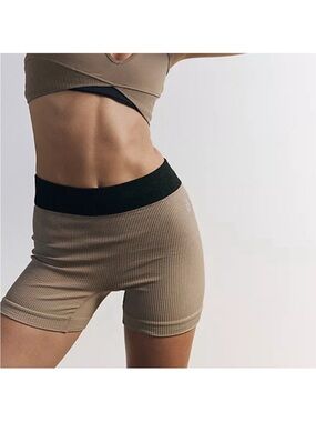 Free people movement Happiness runs Prajna shorts. (Hickory)